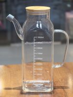 ظرف روغن پیرکس طرح مربعی درب بامبو وارداتی - Image 3